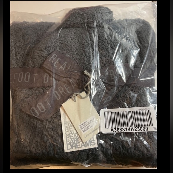 Barefoot Dreams CozyChic Pom Pom Beanie Hat & Scarf Gift Set Carbon Black NWT main image 5